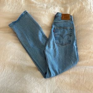 Levi’s ribcage jeans